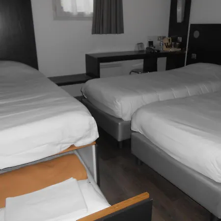 Hotell Regourd 2*